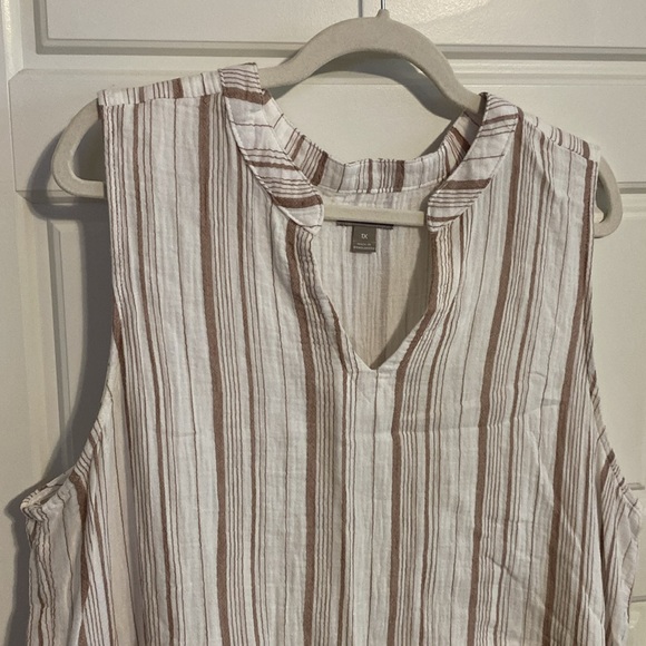 Falls Creek Sleeveless Muslin Dress - Picture 3 of 5